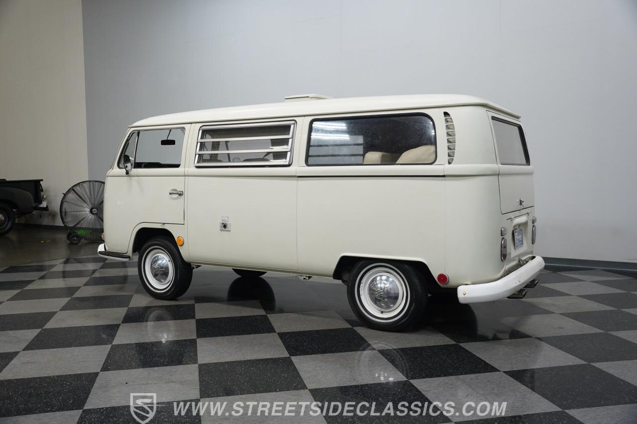 1968 Volkswagen Type 2 Westfalia Campmobile