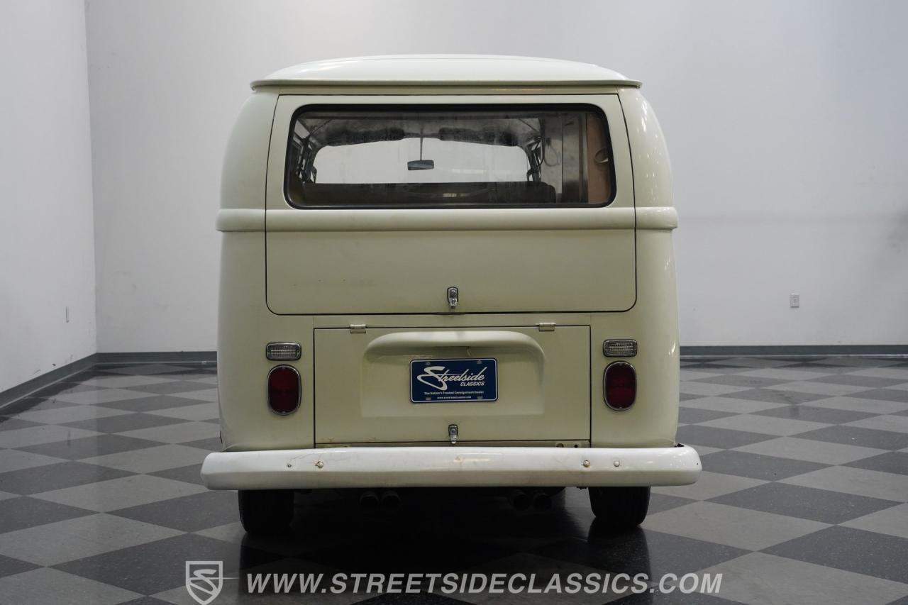 1968 Volkswagen Type 2 Westfalia Campmobile