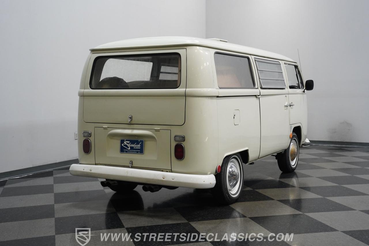 1968 Volkswagen Type 2 Westfalia Campmobile