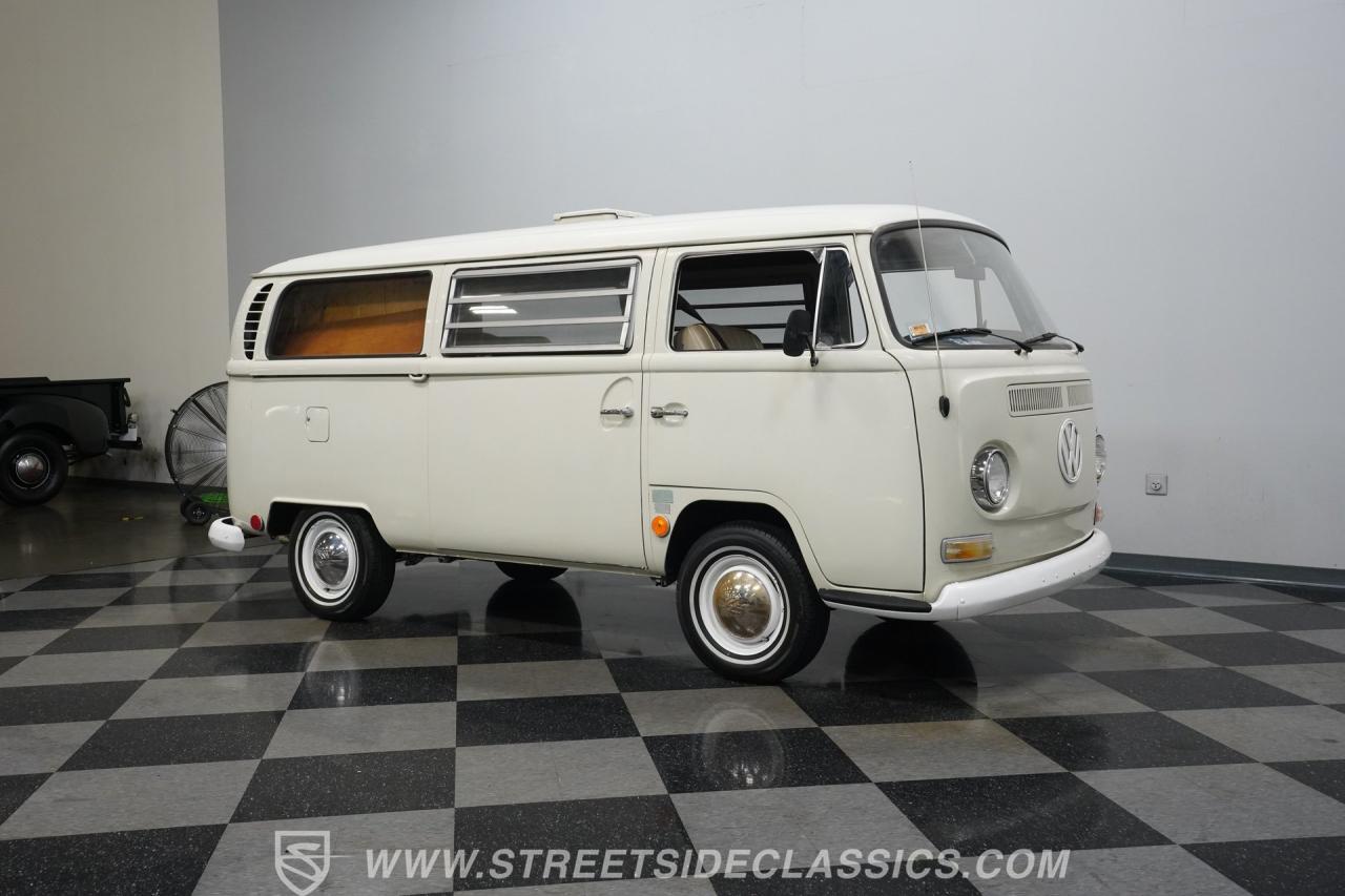 1968 Volkswagen Type 2 Westfalia Campmobile