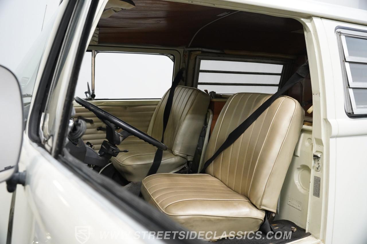 1968 Volkswagen Type 2 Westfalia Campmobile