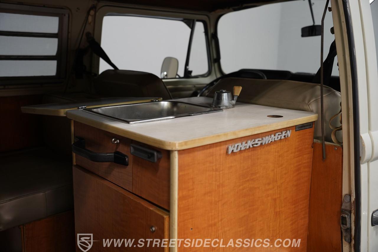 1968 Volkswagen Type 2 Westfalia Campmobile