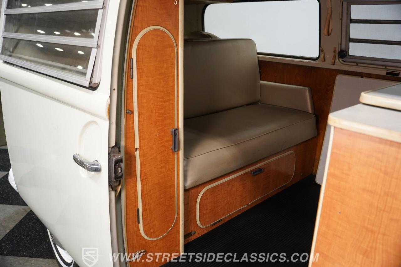 1968 Volkswagen Type 2 Westfalia Campmobile