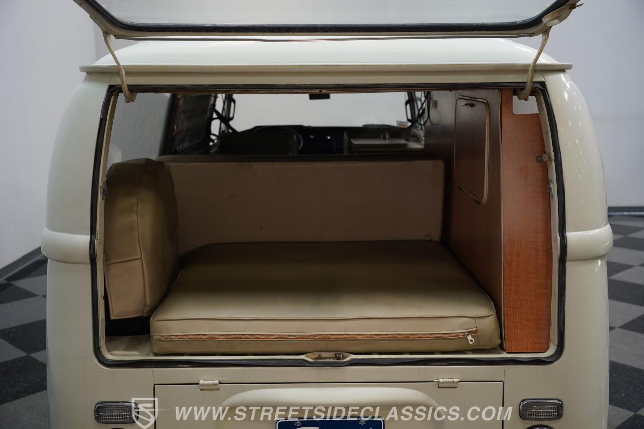 1968 Volkswagen Type 2 Westfalia Campmobile