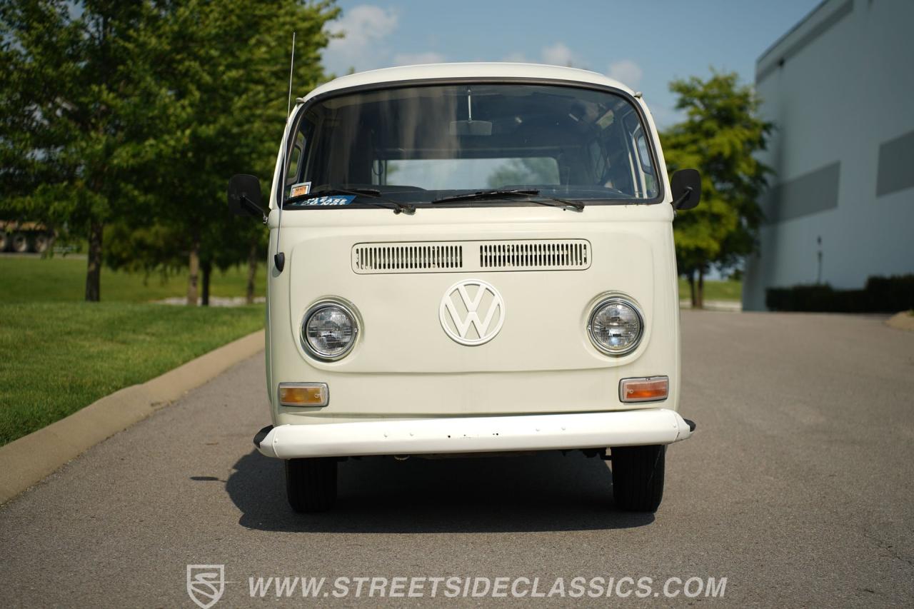1968 Volkswagen Type 2 Westfalia Campmobile