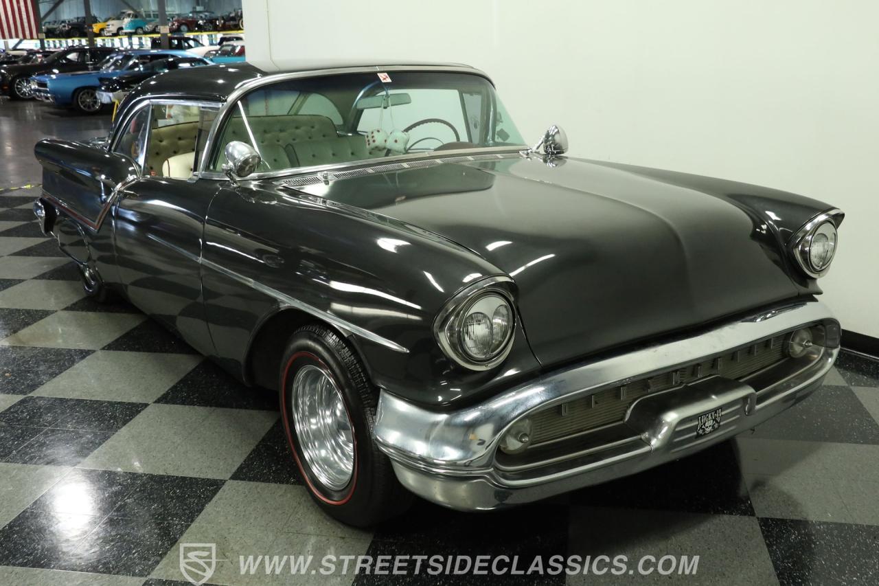 1957 Oldsmobile Super 88