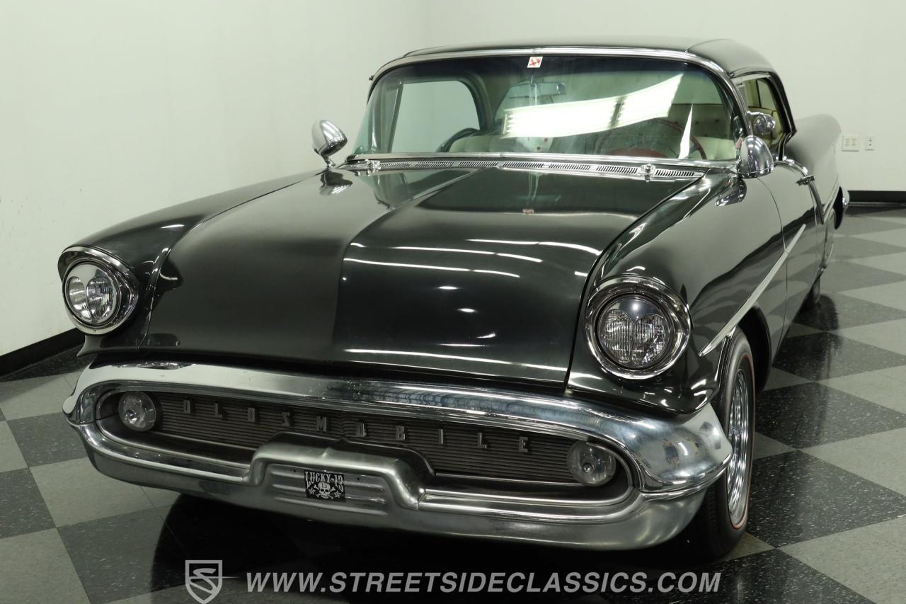 1957 Oldsmobile Super 88