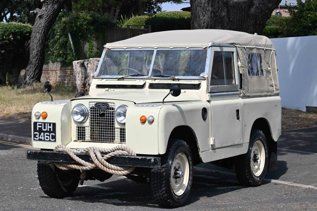 1965 Land Rover Series IIA 88"