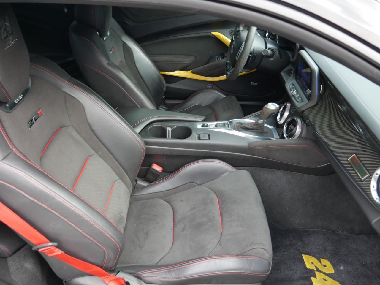 2020 Chevrolet Camaro  Hertz / Hendrick Motorsports ZL1