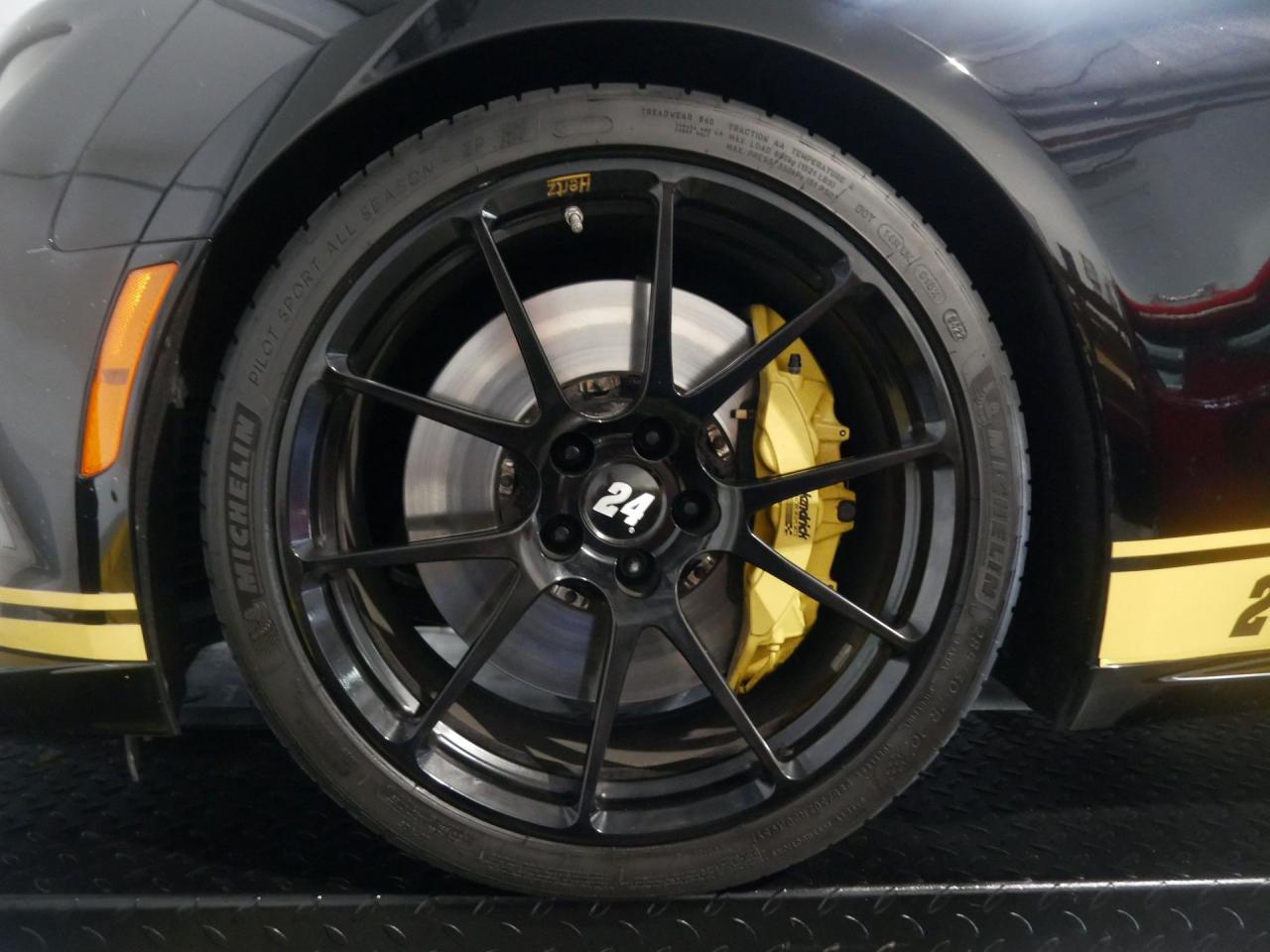 2020 Chevrolet Camaro  Hertz / Hendrick Motorsports ZL1