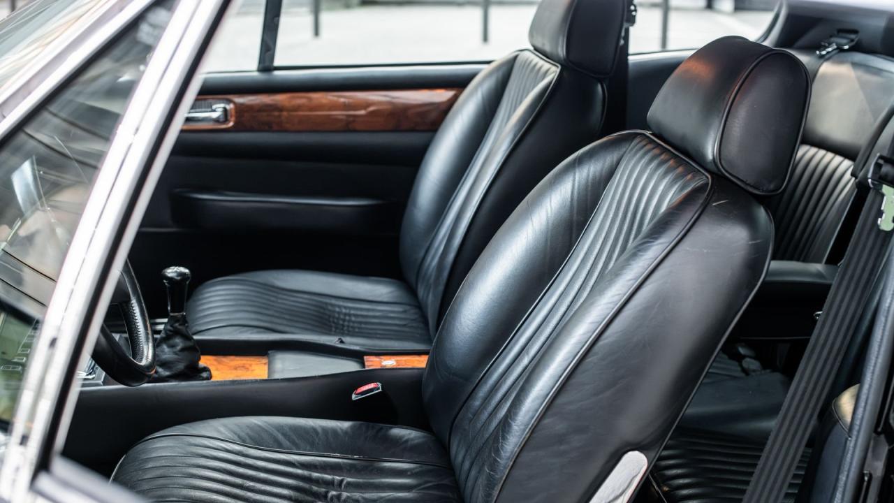 1987 Aston Martin V8 Vantage X-Pack