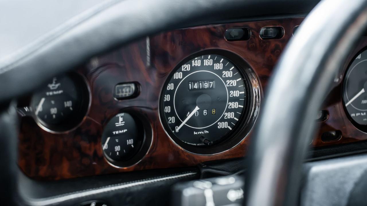 1987 Aston Martin V8 Vantage X-Pack