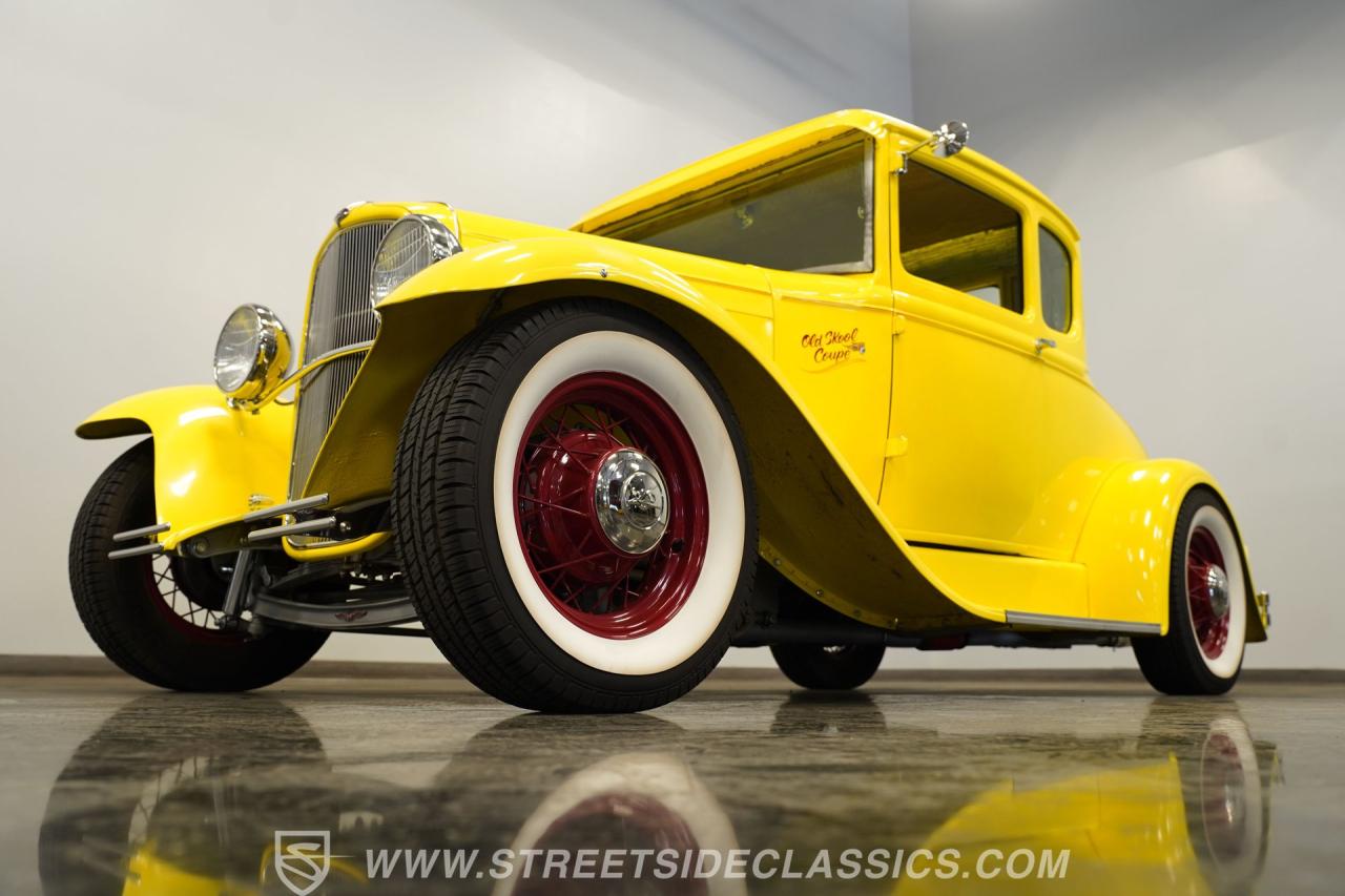 1931 Ford 5-Window Coupe