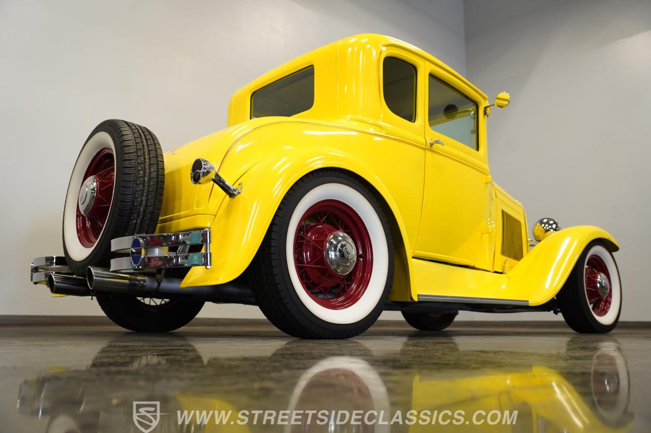1931 Ford 5-Window Coupe