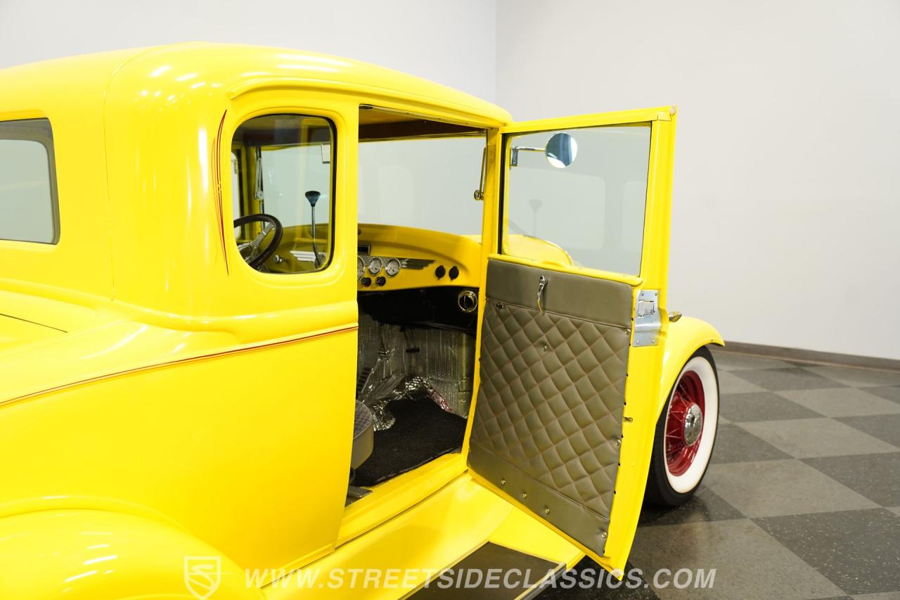 1931 Ford 5-Window Coupe
