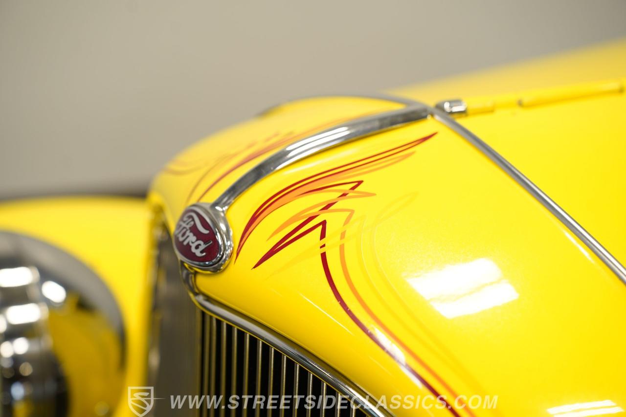 1931 Ford 5-Window Coupe