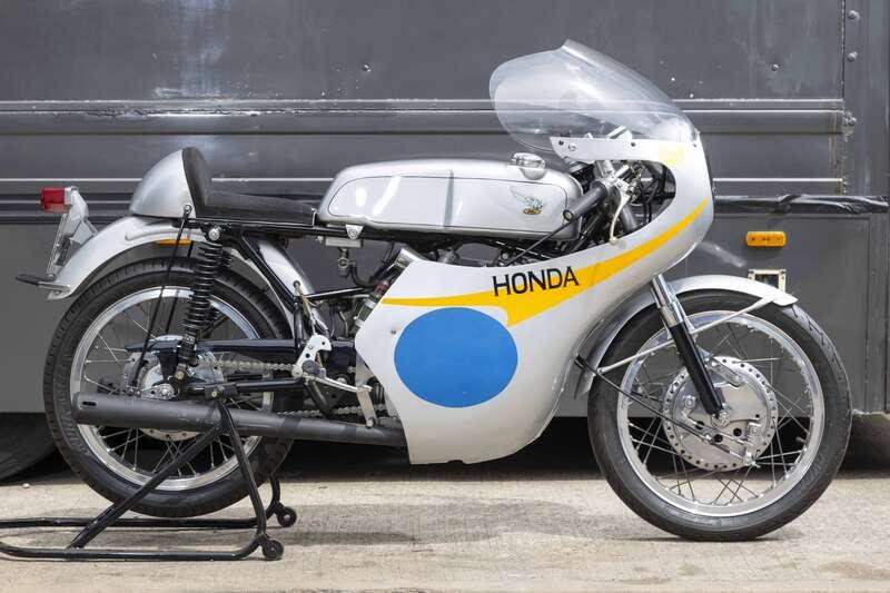1964 Honda SUPER HAWK CB77E