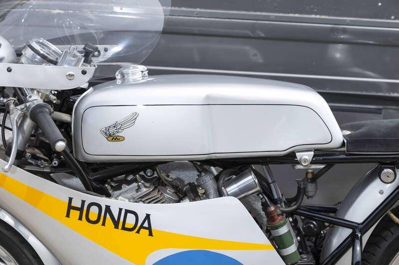1964 Honda SUPER HAWK CB77E
