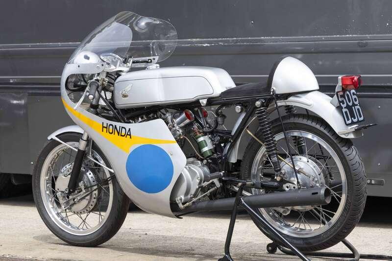 1964 Honda SUPER HAWK CB77E