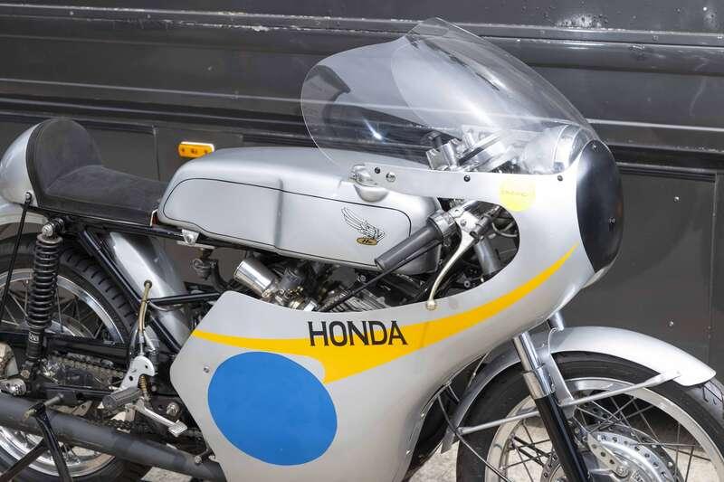 1964 Honda SUPER HAWK CB77E