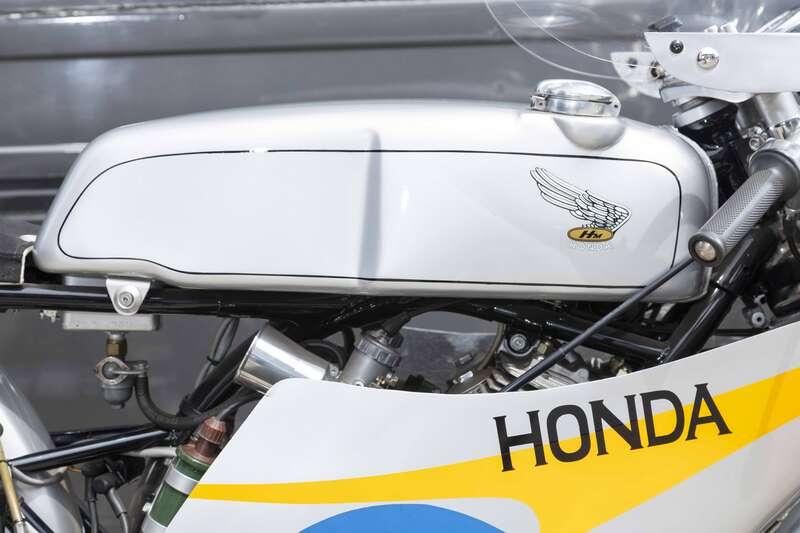 1964 Honda SUPER HAWK CB77E