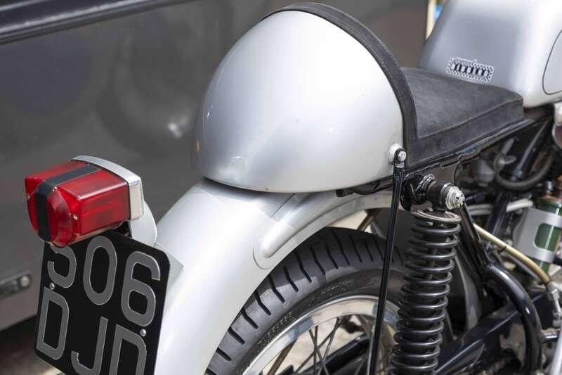 1964 Honda SUPER HAWK CB77E