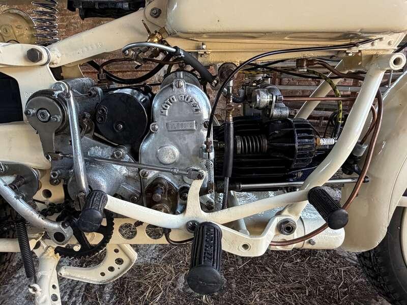 1945 MOTO GUZZIL ALCE
