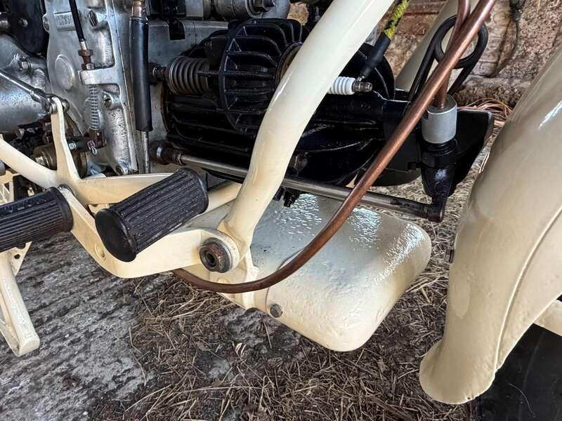 1945 MOTO GUZZIL ALCE