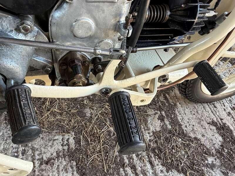 1945 MOTO GUZZIL ALCE