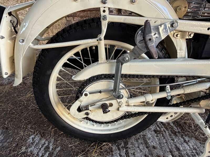 1945 MOTO GUZZIL ALCE