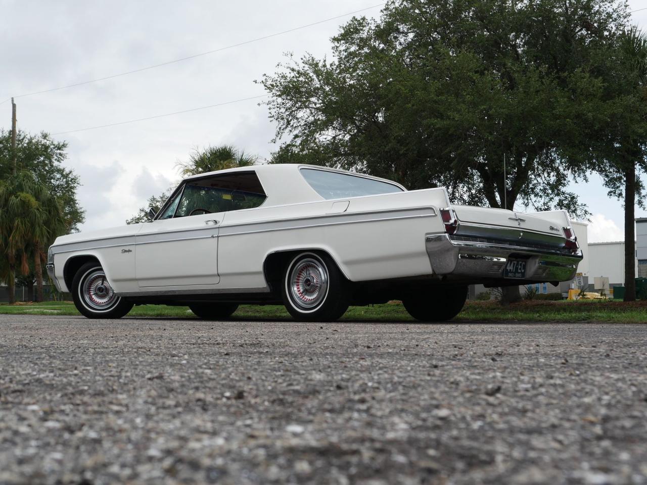 1963 Oldsmobile Starfire