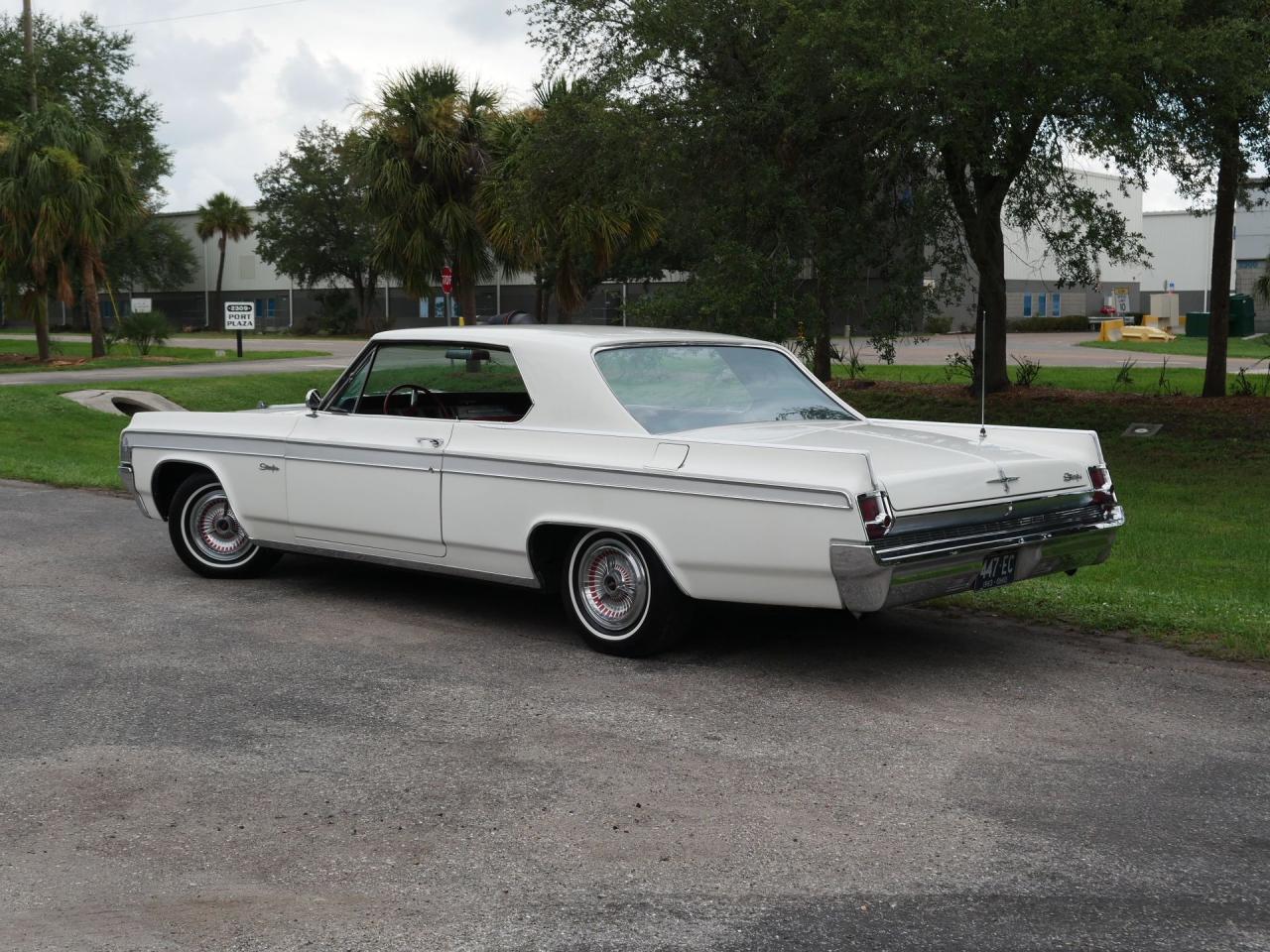 1963 Oldsmobile Starfire