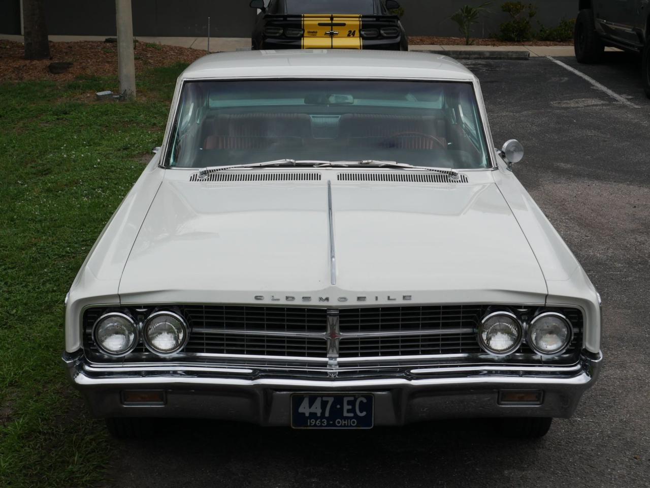 1963 Oldsmobile Starfire