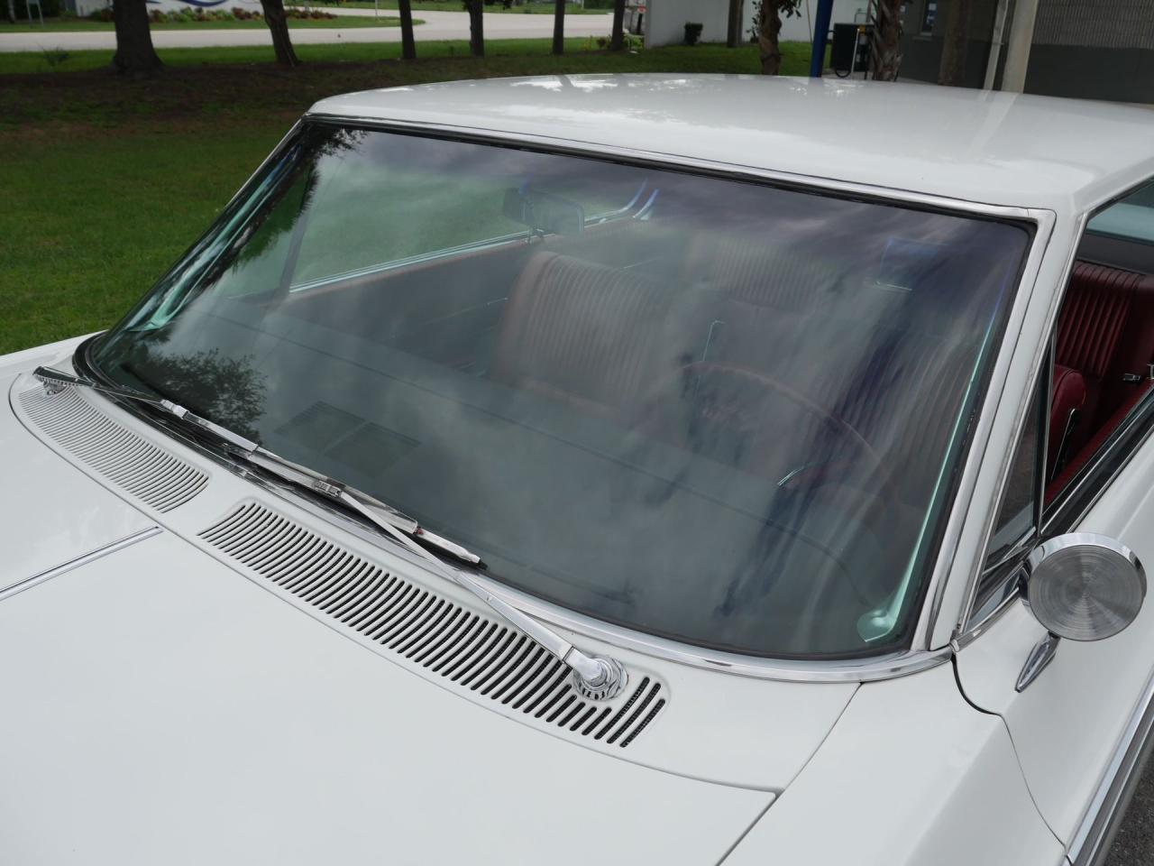 1963 Oldsmobile Starfire