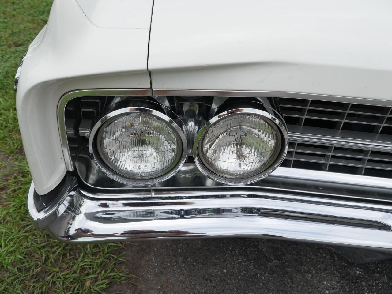 1963 Oldsmobile Starfire