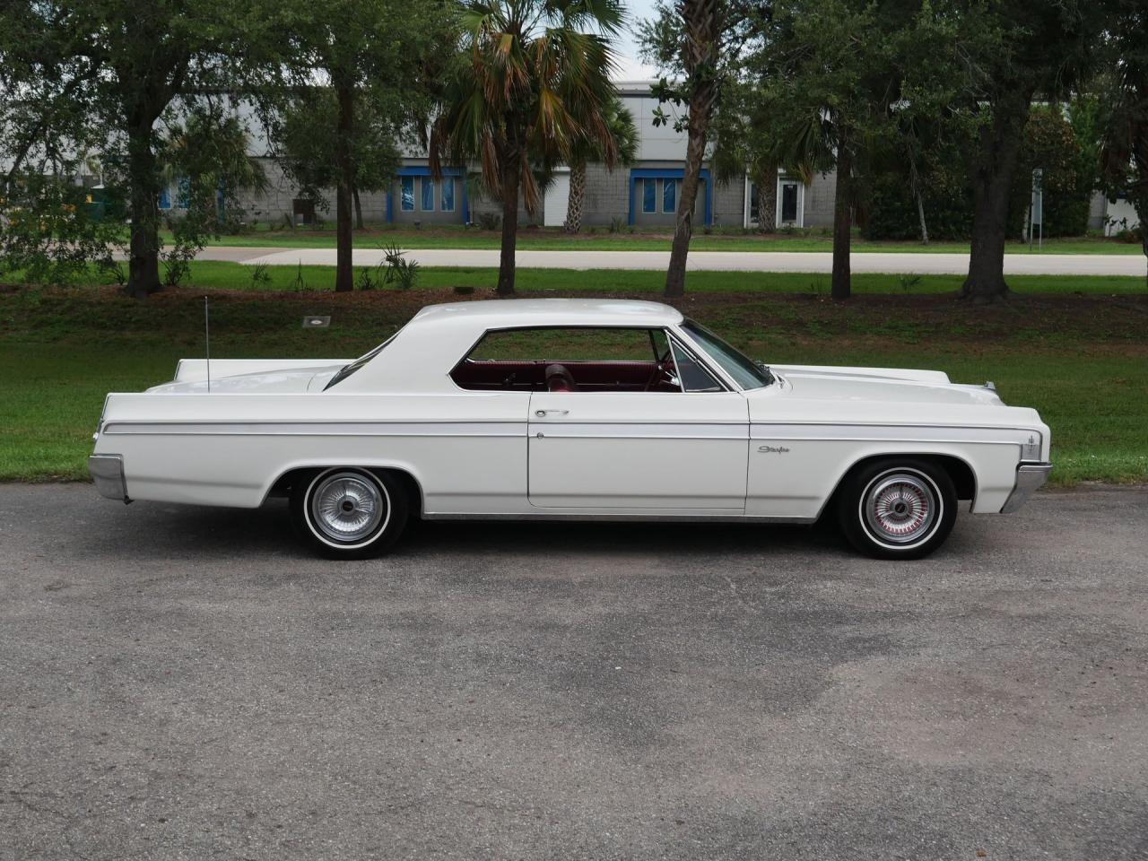 1963 Oldsmobile Starfire