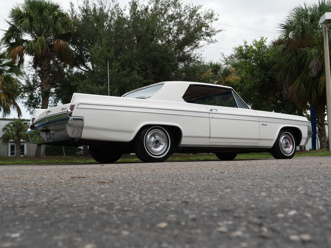 1963 Oldsmobile Starfire
