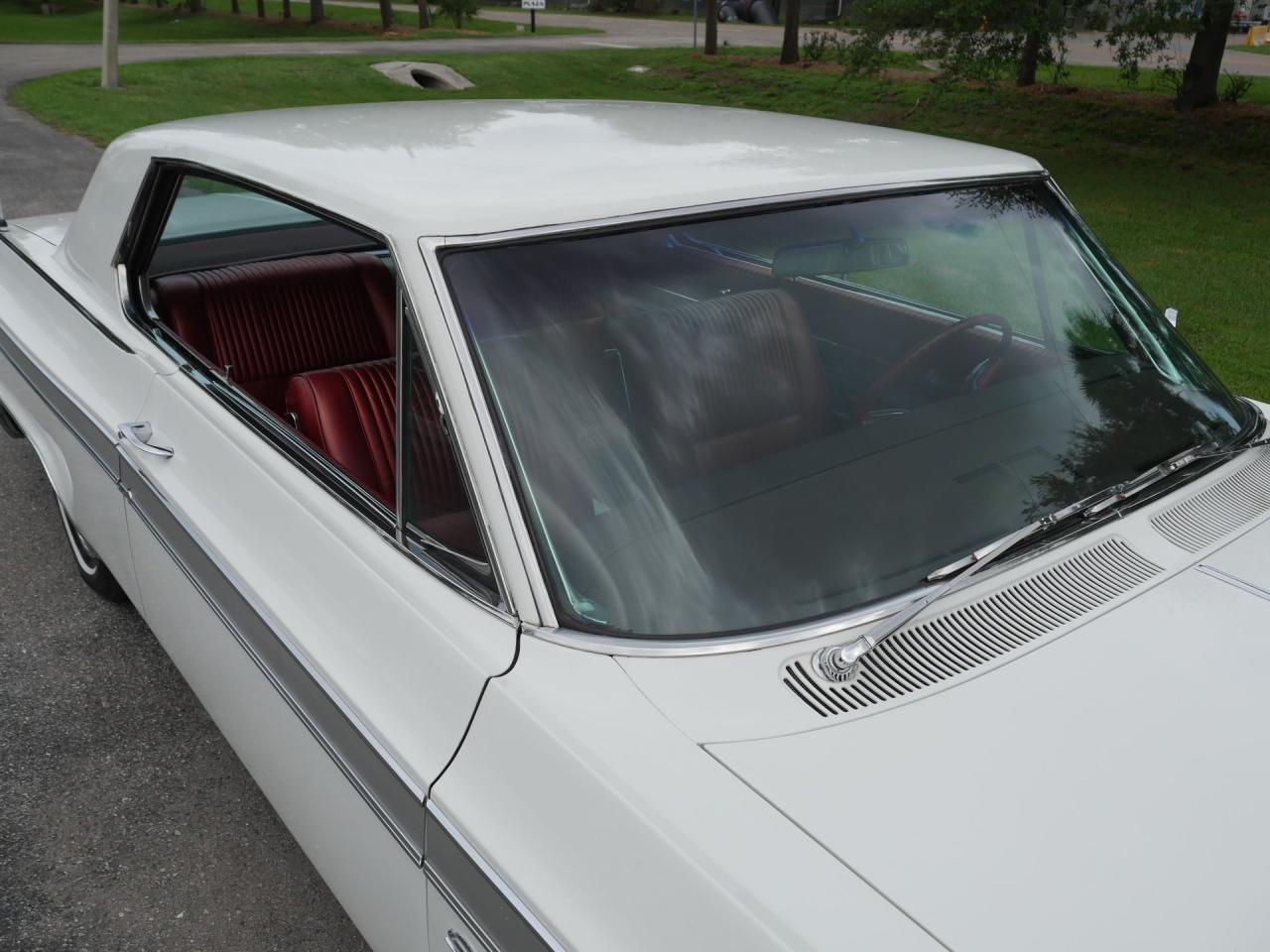 1963 Oldsmobile Starfire