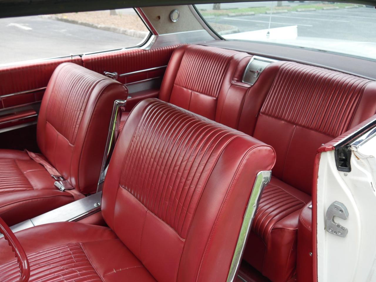 1963 Oldsmobile Starfire