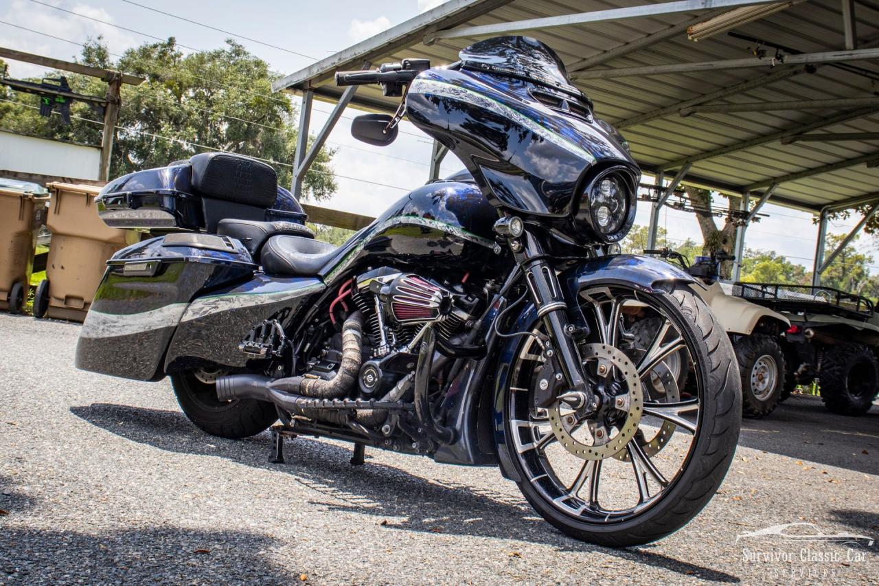 2022 Harley Davidson Street Glide Bagger