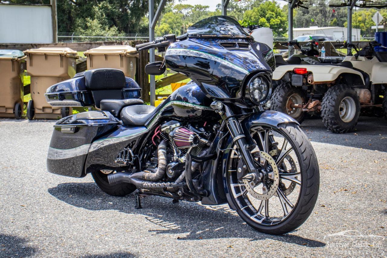 2022 Harley Davidson Street Glide Bagger