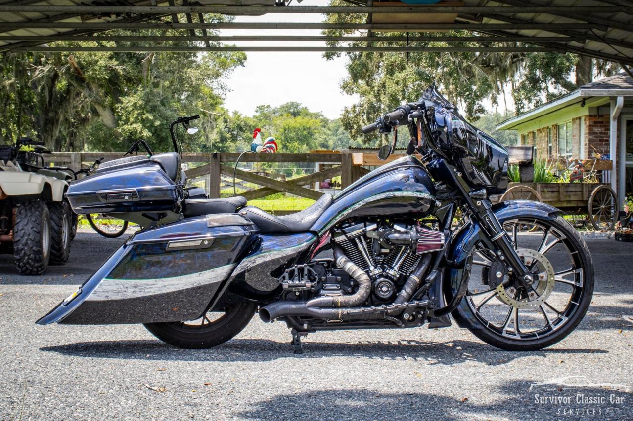 2022 Harley Davidson Street Glide Bagger