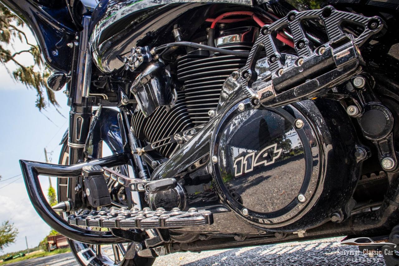 2022 Harley Davidson Street Glide Bagger