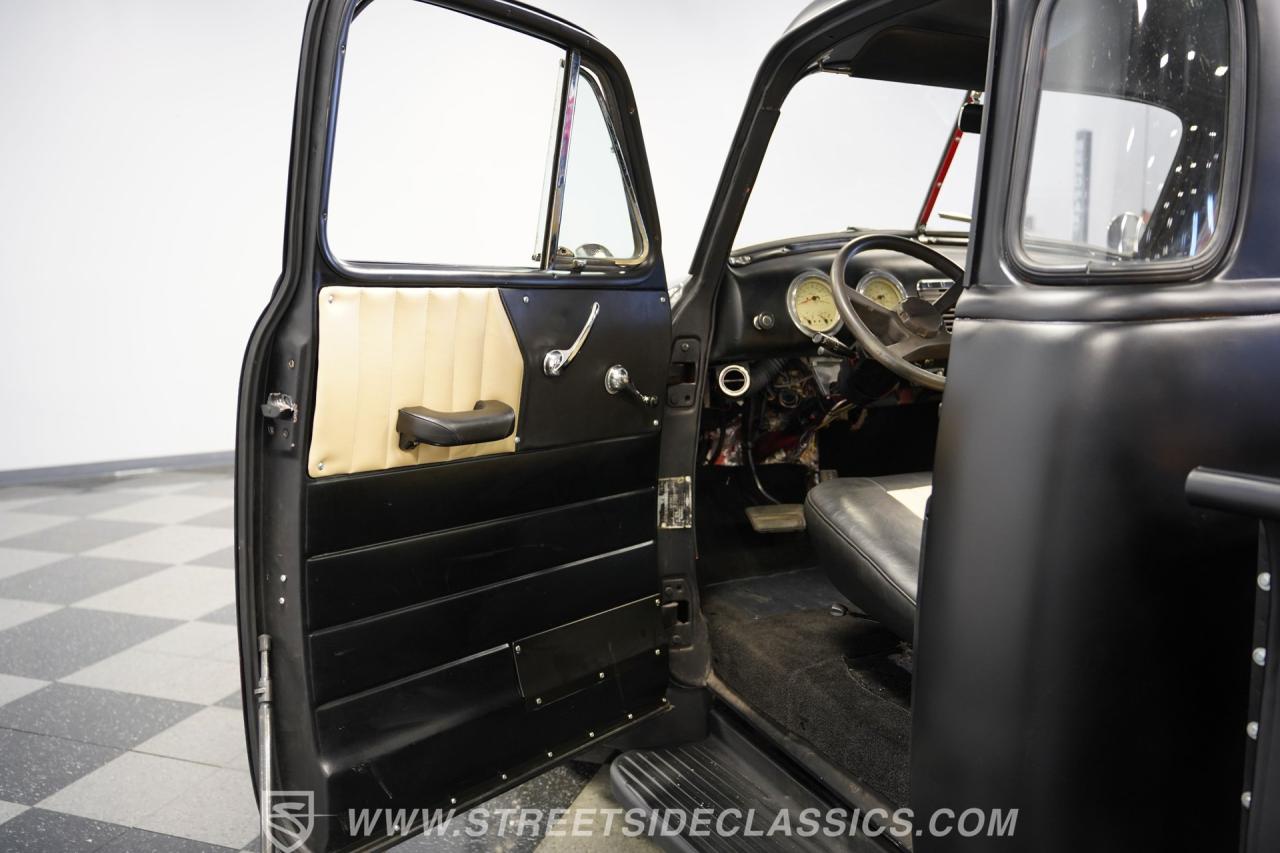 1952 Chevrolet 3100 5 Window Restomod