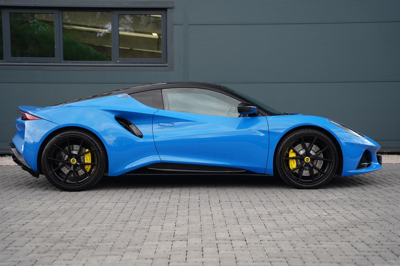 2022 Lotus Emira