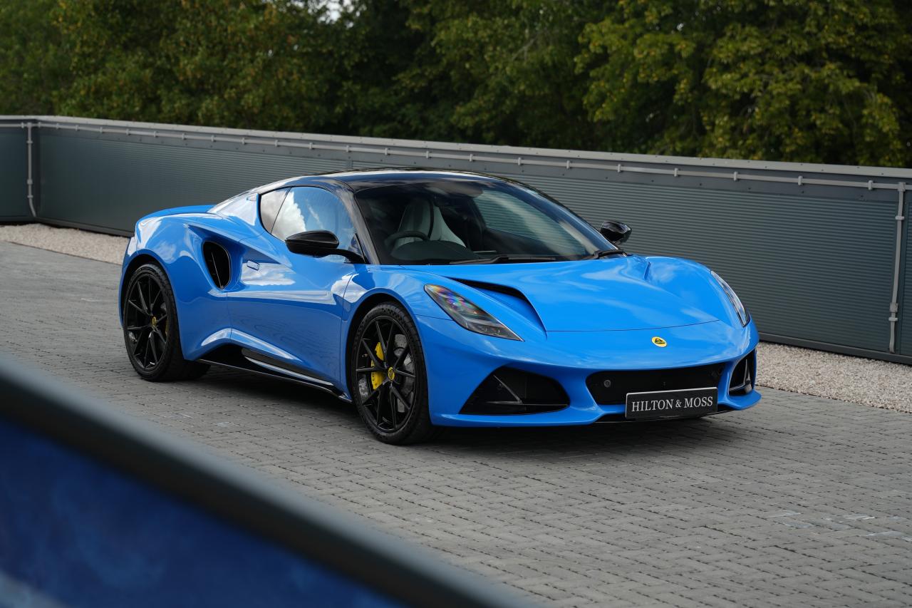 2022 Lotus Emira