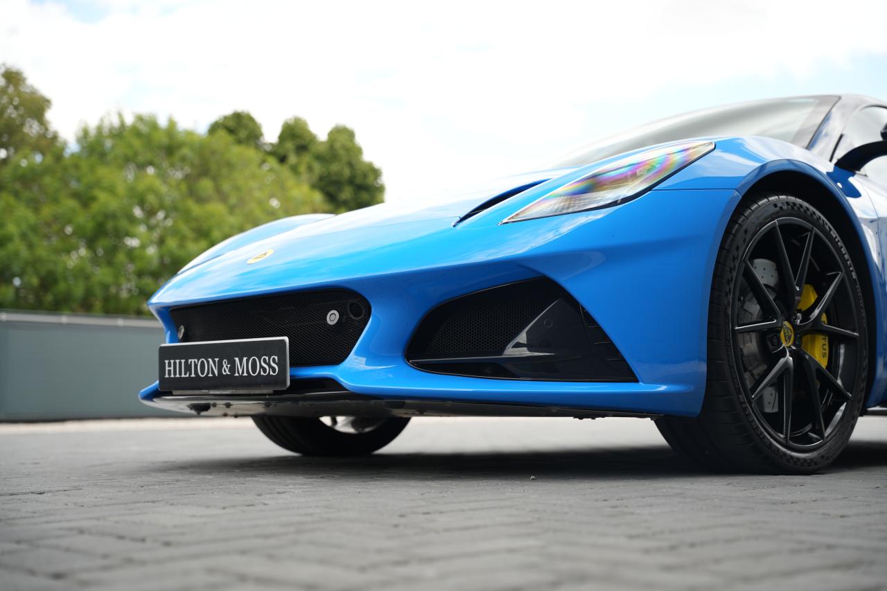 2022 Lotus Emira