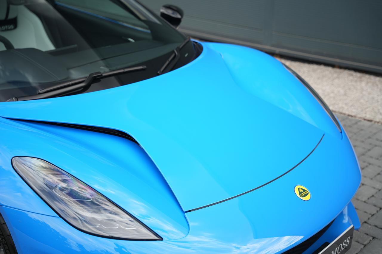 2022 Lotus Emira