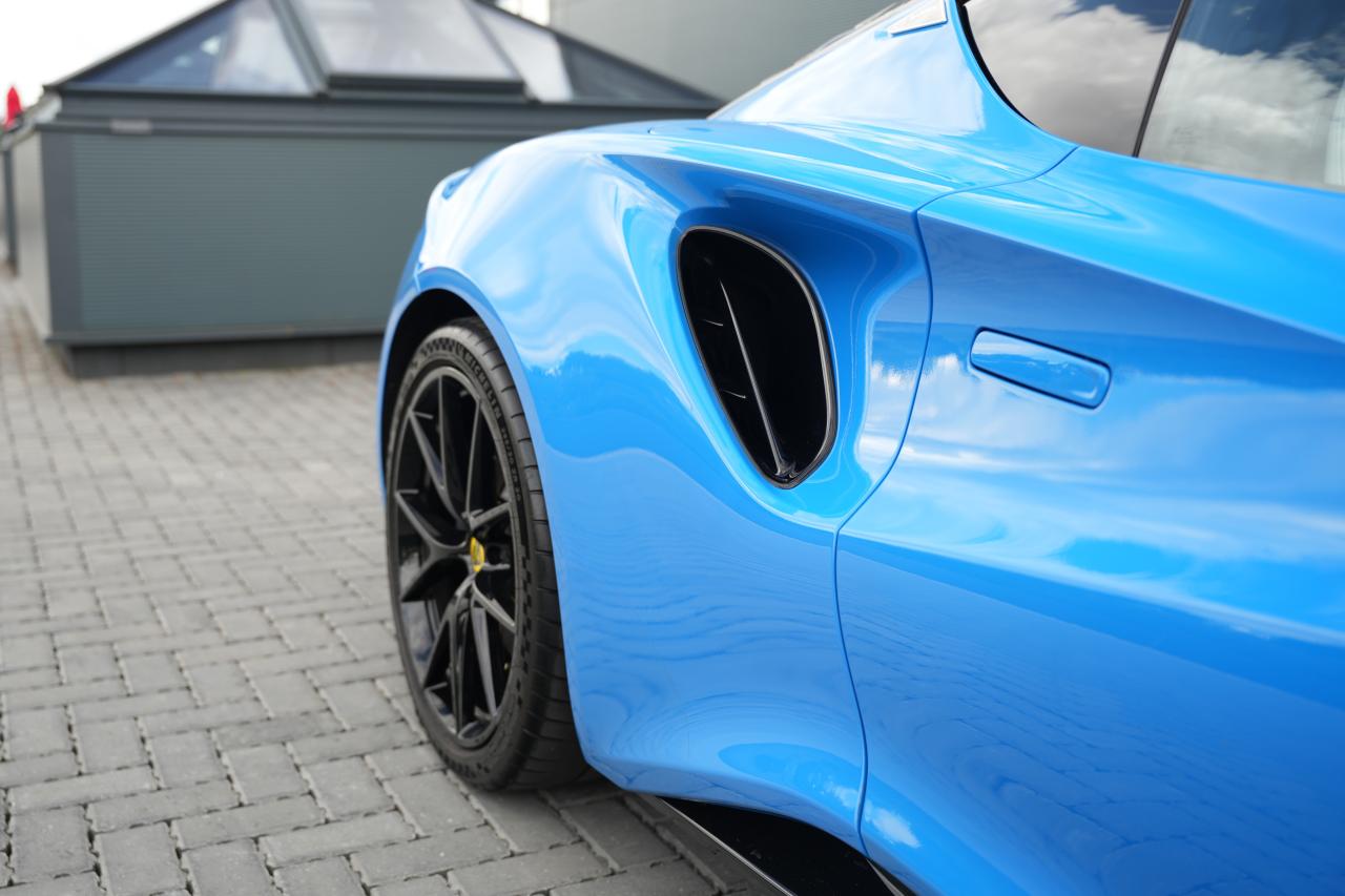 2022 Lotus Emira