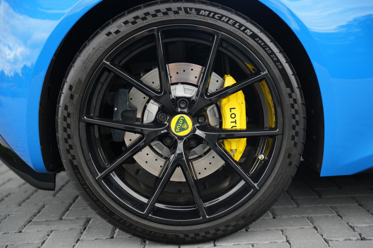 2022 Lotus Emira